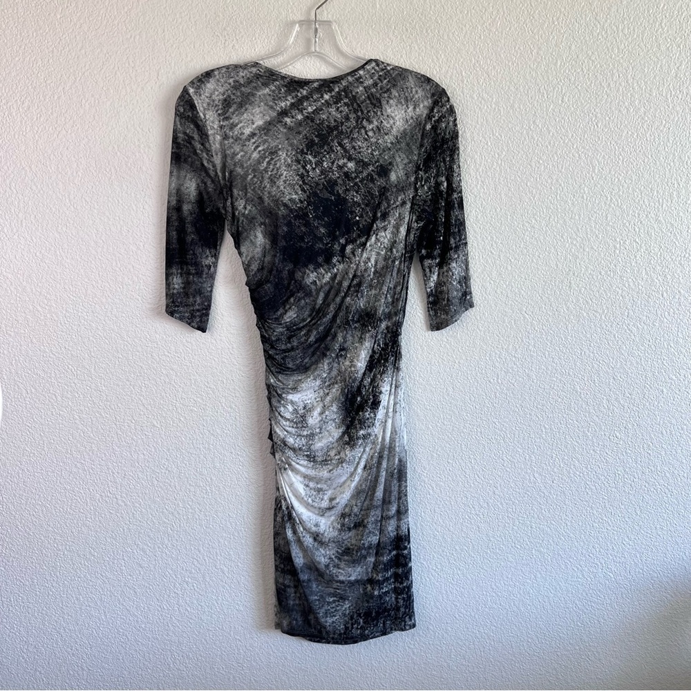 Helmut Lang Women’s Nova Print Ruched Sheath Jersey Dress - Picture 4 of 12